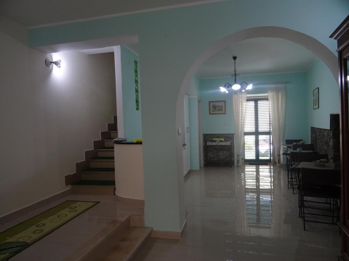 B&B Alos Sapri Buitenkant foto