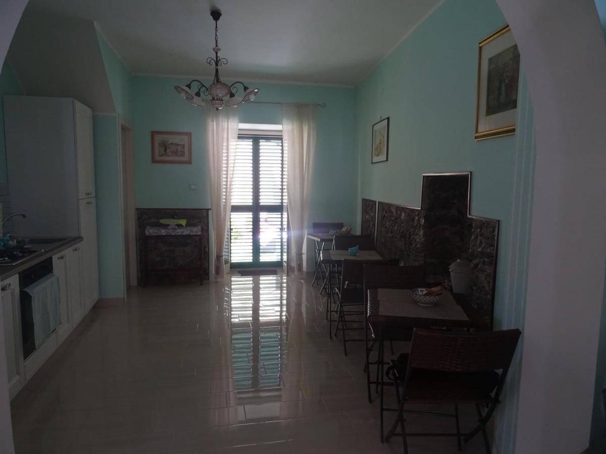 B&B Alos Sapri Buitenkant foto